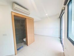 Floraview (D20), Apartment #586121001